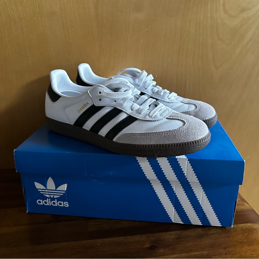 Adidas Samba White and Black Sneakers 9